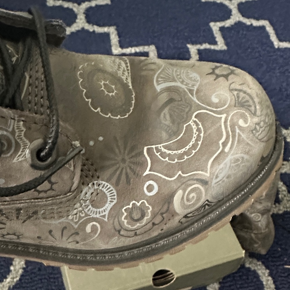 Timberland Women's Gray Patterned Boots - image 7